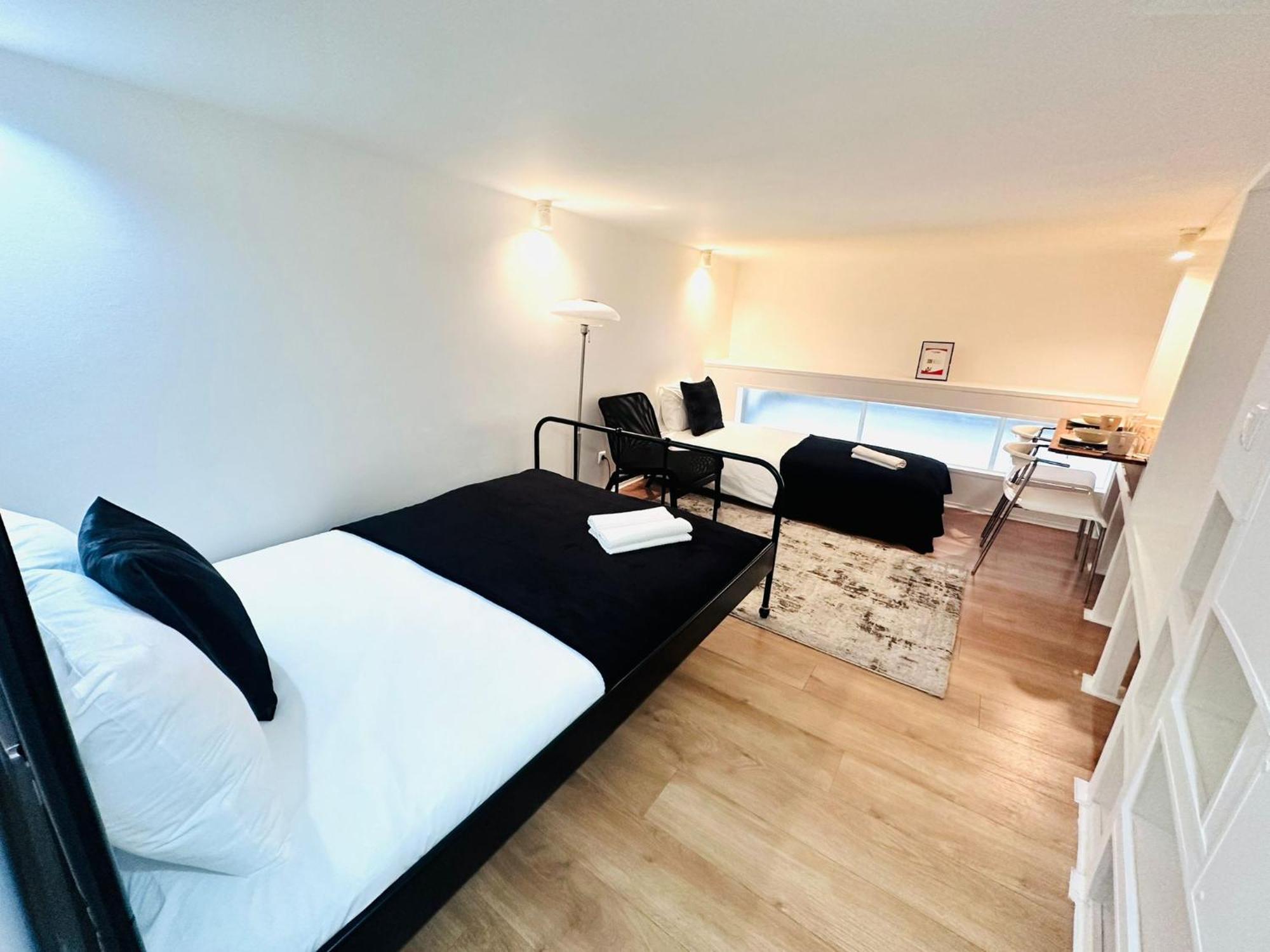 Flat, Location In Town Apartment *