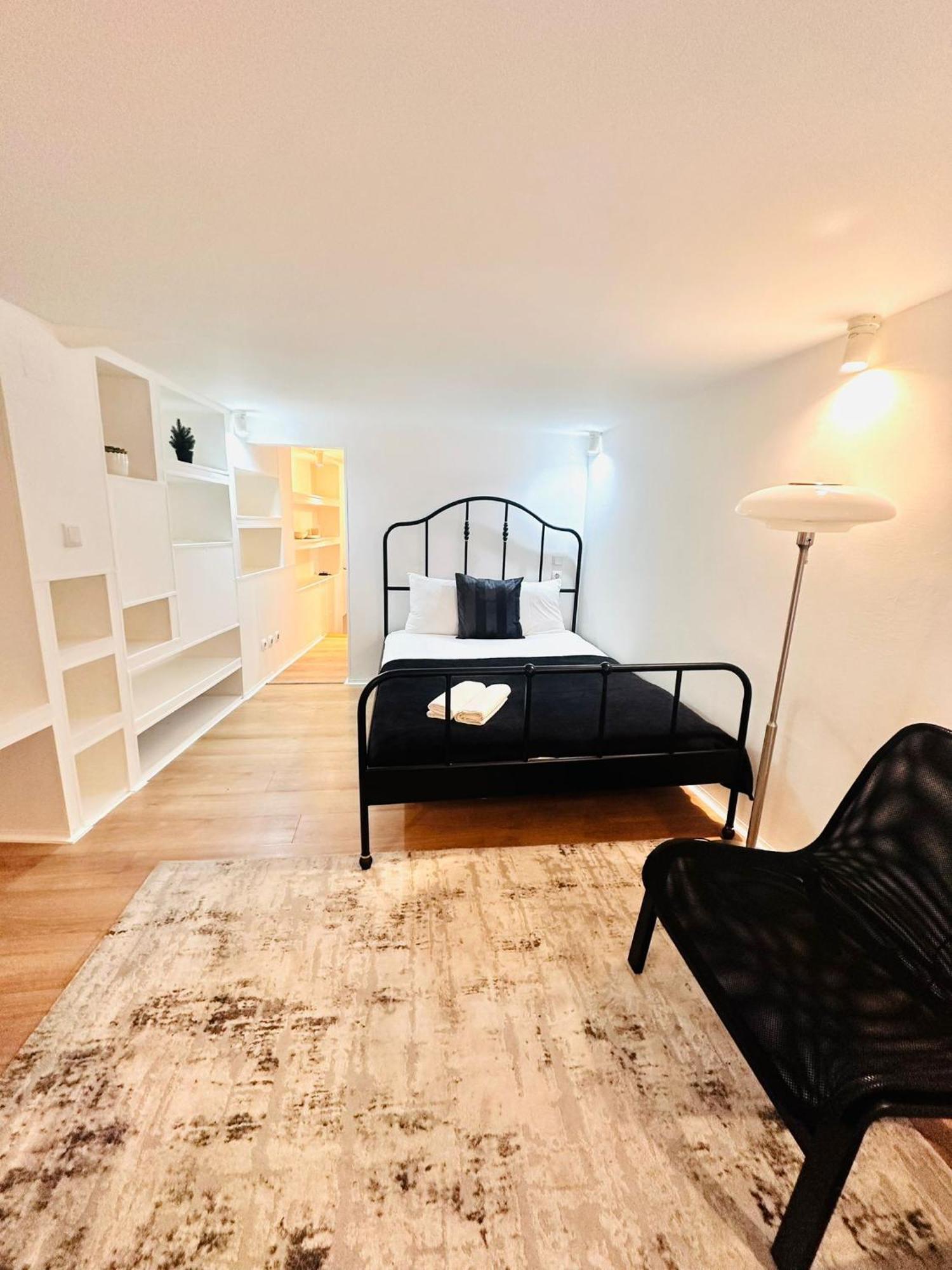 Flat, Location In Town Lissabon