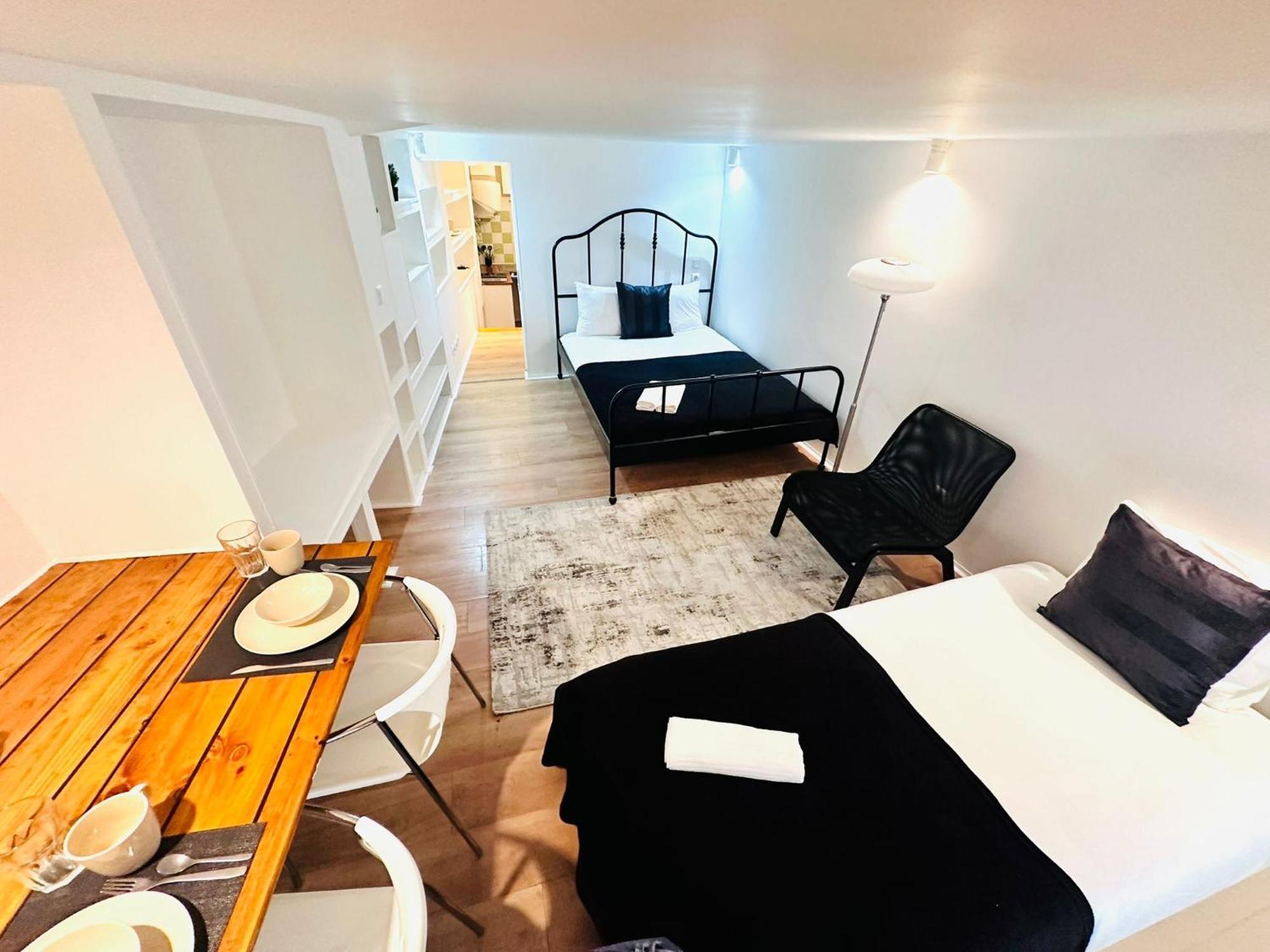 Flat, Location In Town * Lissabon