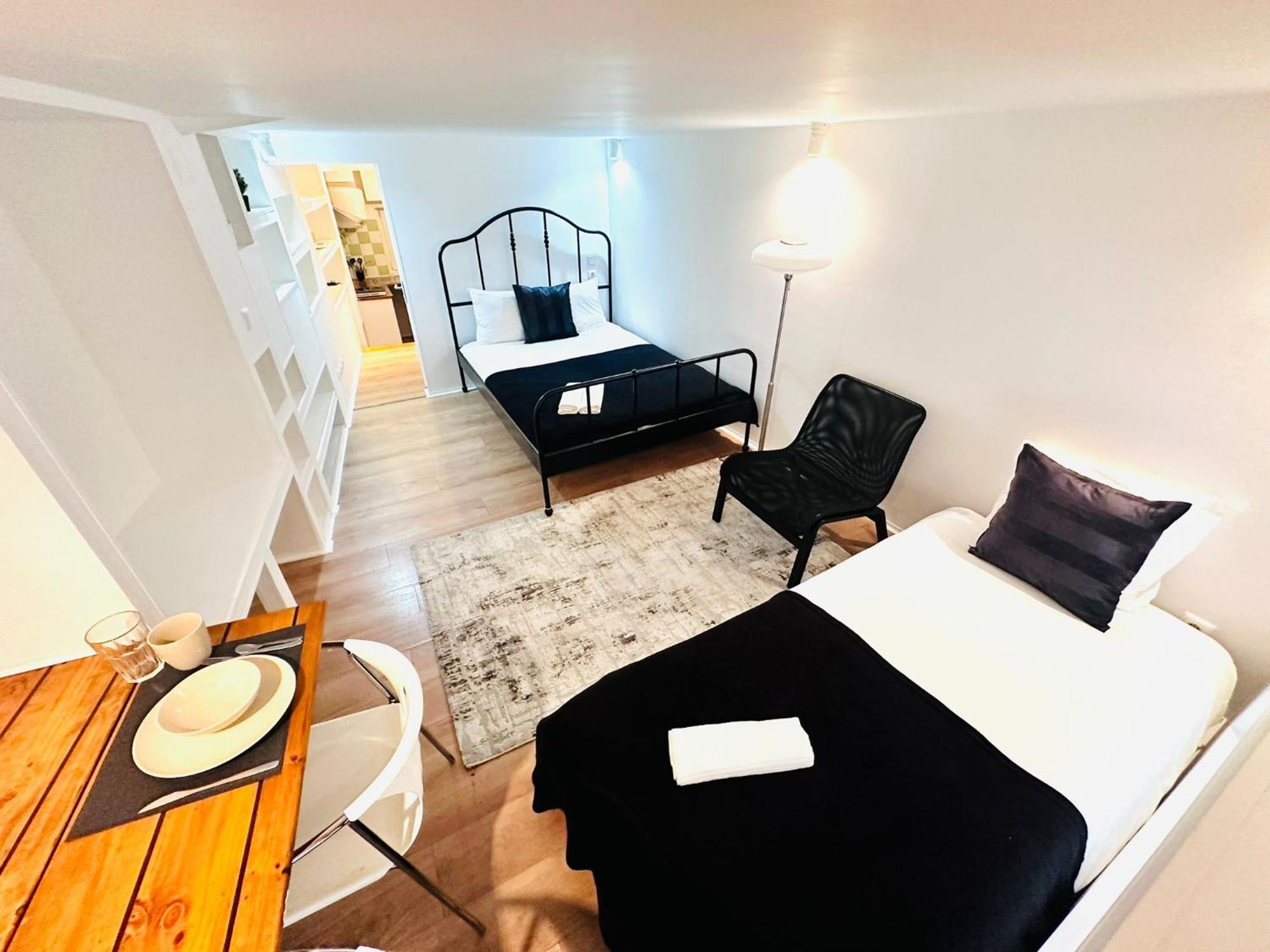 Flat, Location In Town * Lissabon